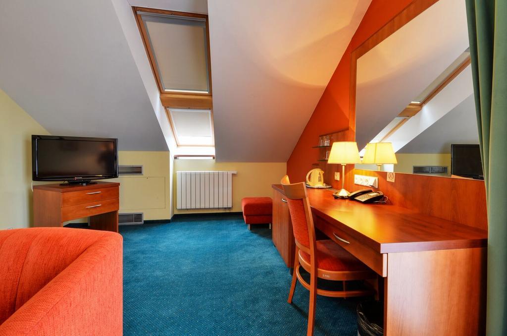 Hotel Filipinum Jablonné nad Orlicí Zimmer foto